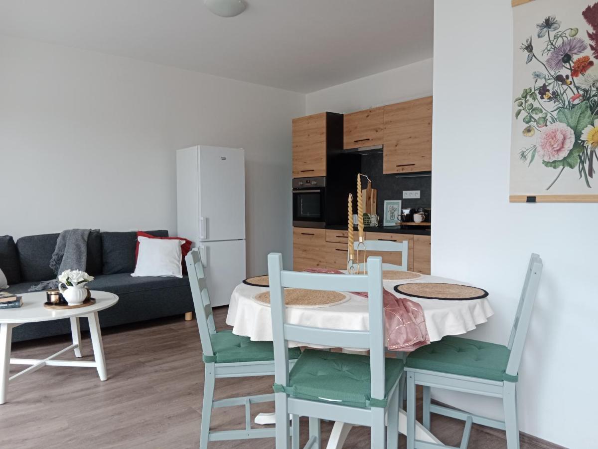 J&Z Apartman Olomouc Bagian luar foto